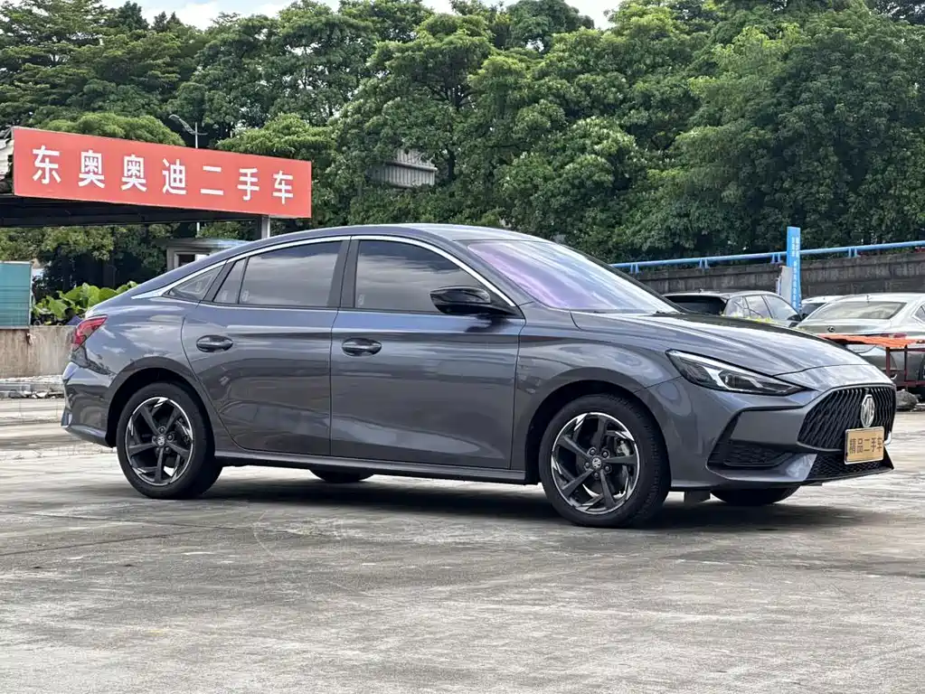 MG5 2021 300TGI DCT Chaoyue Green Luxury Limited Edition купить на сайте DeffCars