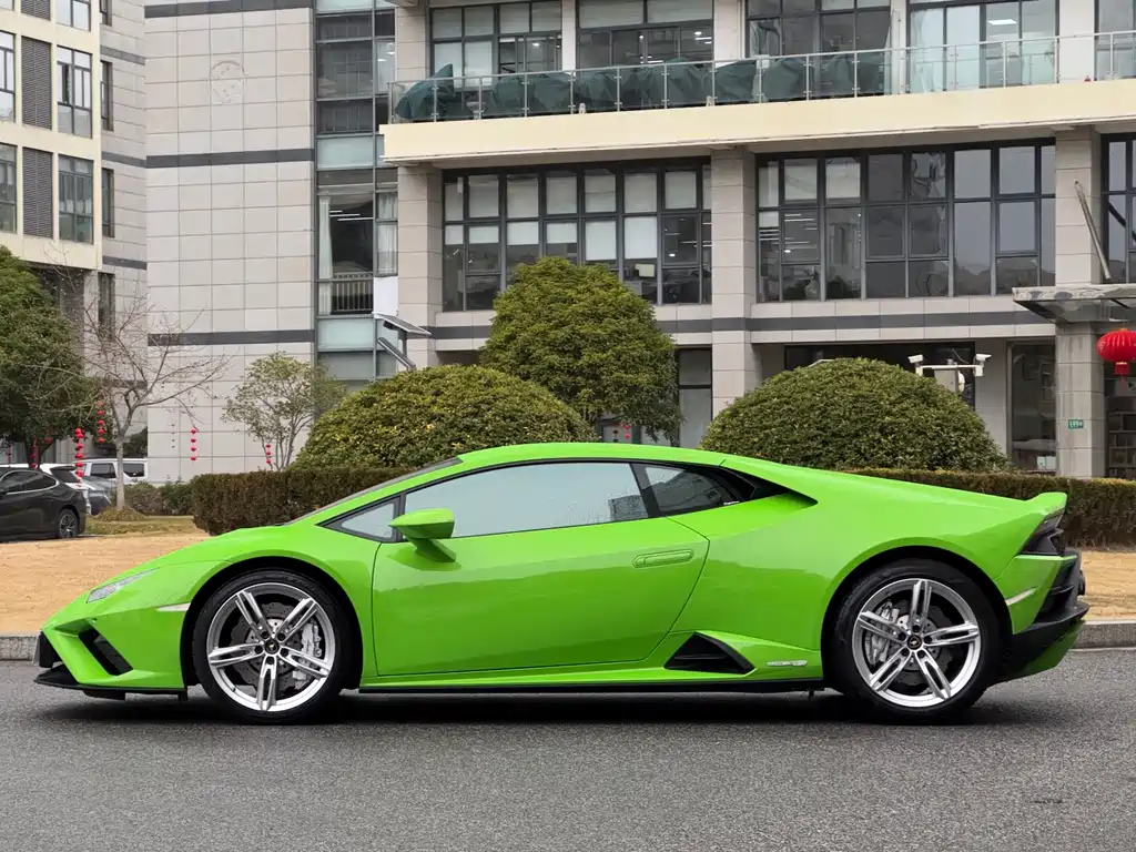 Huracán 2020 Huracán EVO RWD купить на сайте DeffCars