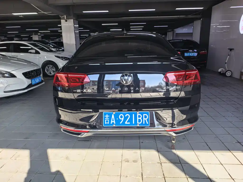 Magotan 2021 330TSI DSG 30th Anniversary Edition купить на сайте DeffCars