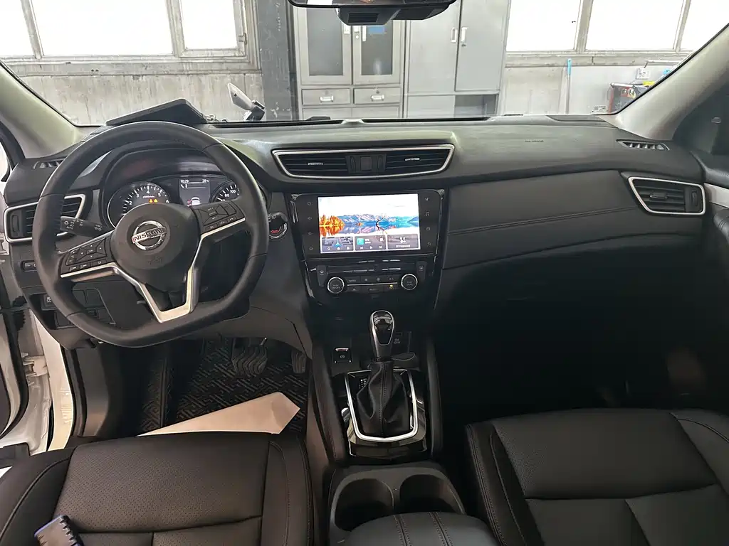 Qashqai 2022 2.0L CVT XV Prem Deluxe Edition купить на сайте DeffCars