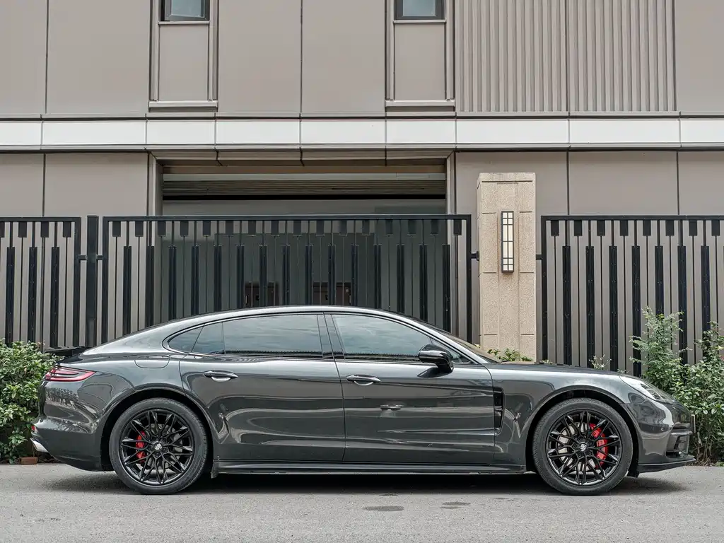 Panamera 2019 Panamera Executive Extended Edition 2.9T купить на сайте DeffCars