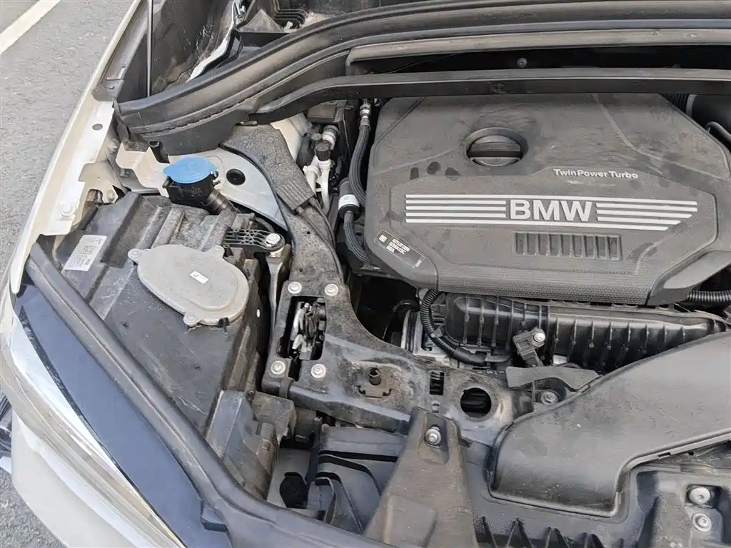 BMW X1 2021 facelift sDrive20Li exclusive model купить на сайте DeffCars