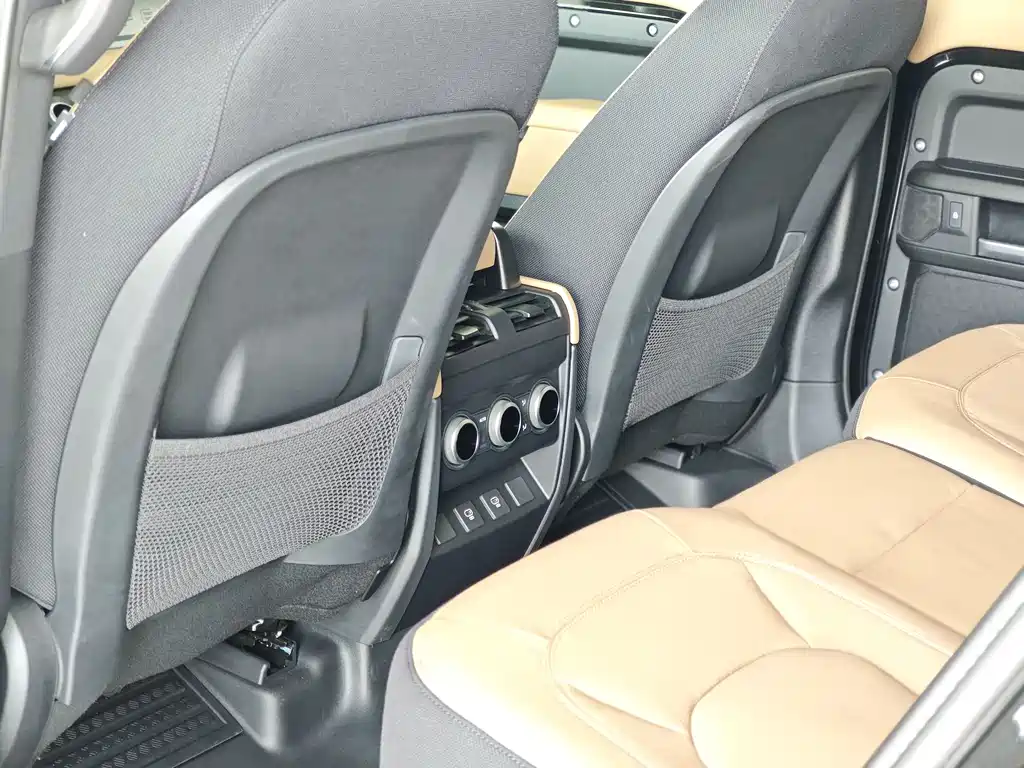 Land Rover Defender 2025 110 3.0T P400 Dark Special Edition купить на сайте DeffCars