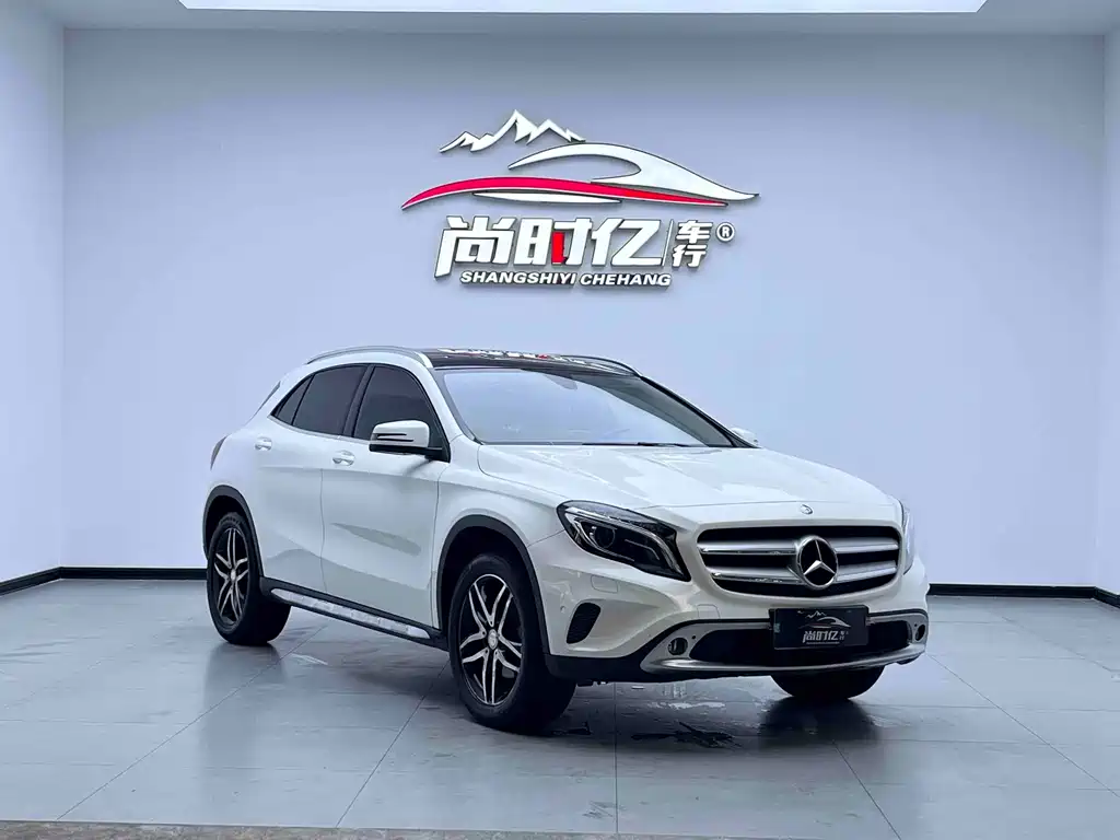Mercedes-Benz GLA 2016 GLA 220 4MATIC Fashion Model купить на сайте DeffCars