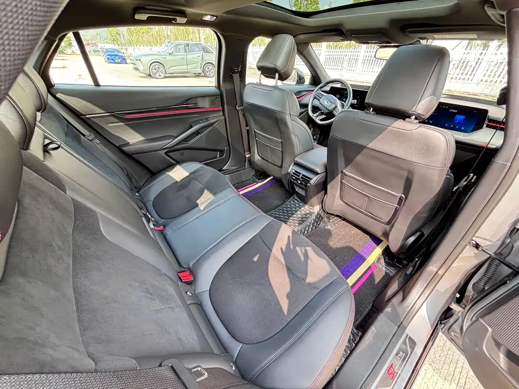 Mondeo 2022 facelift EcoBoost 245 ST-Line купить на сайте DeffCars