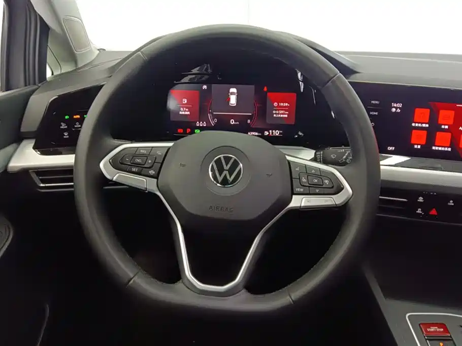 Golf 2023 facelift 280TSI DSG Pro купить на сайте DeffCars