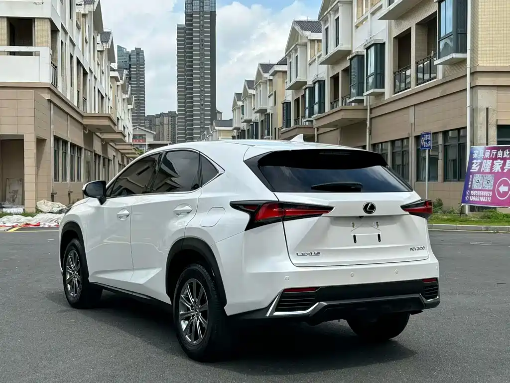Lexus NX 2018 200 FWD Front Edition National V купить на сайте DeffCars
