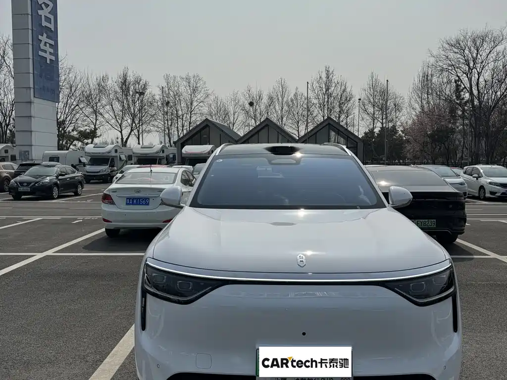 Wenjie M8 2025 extended range Ultra version 53.4kWh 6-seater version купить на сайте DeffCars