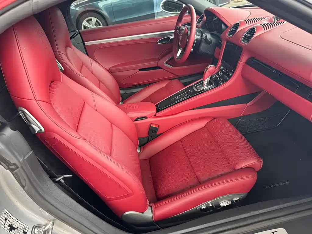 Porsche 718 2022 Boxster T 2.0T купить на сайте DeffCars