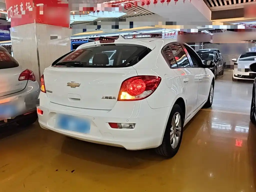 Cruze 2013 hatchback 1.6L automatic luxury model купить на сайте DeffCars