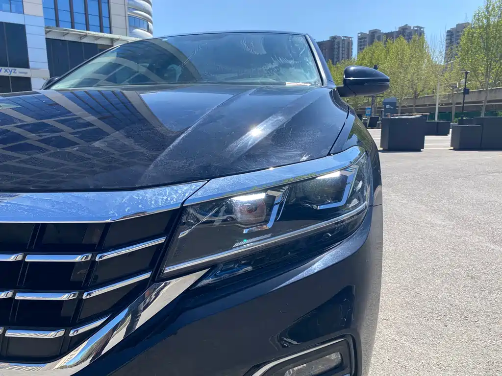 Passat 2019 330TSI Elite Edition National VI купить на сайте DeffCars
