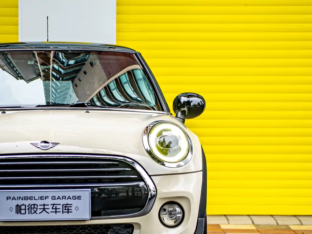 MINI 2018 1.5T COOPER Classic купить на сайте DeffCars