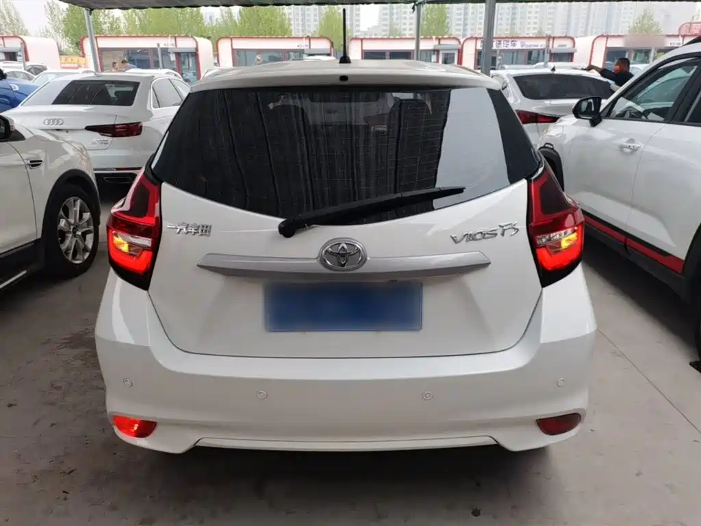 Vios FS 2021 1.5L CVT Fenchi Edition купить на сайте DeffCars