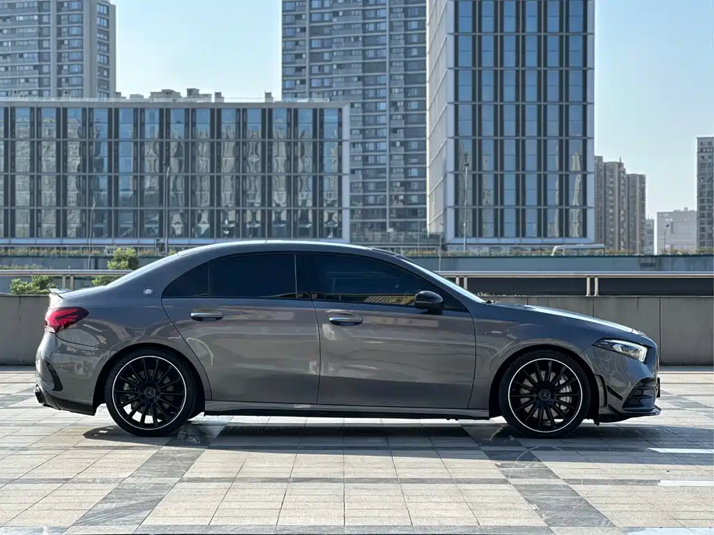 Mercedes-Benz A-Class AMG 2023 AMG A 35 L 4MATIC купить на сайте DeffCars