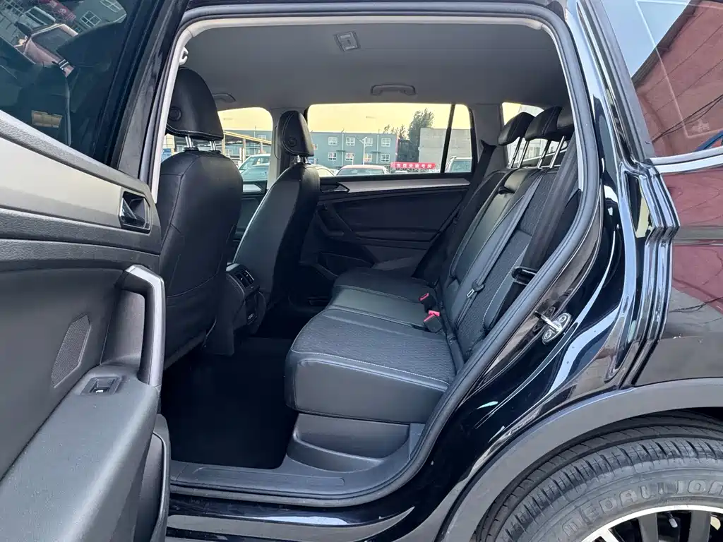 Tiguan L 2020 330TSI automatic two-wheel drive fashion version National VI купить на сайте DeffCars