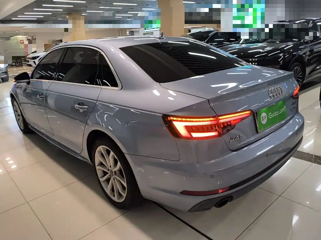 Audi A4L 2018 30th Anniversary Model 40 TFSI Fashion купить на сайте DeffCars