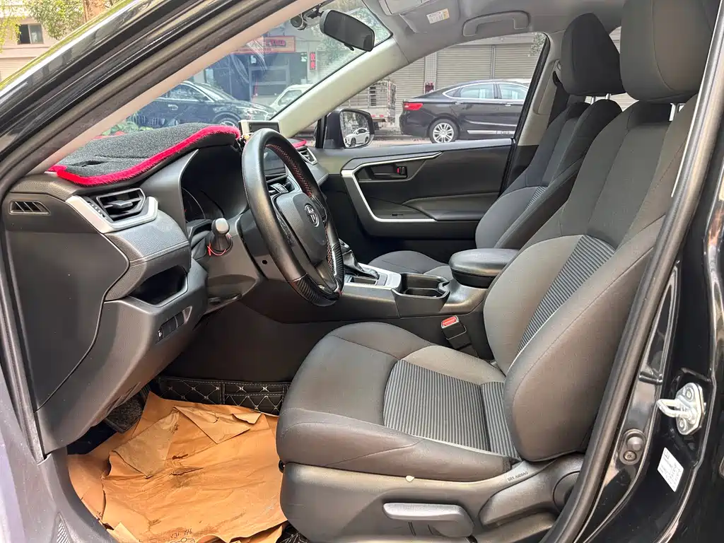 Weilanda 2022 facelift 2.0L CVT two-wheel drive leading version купить на сайте DeffCars