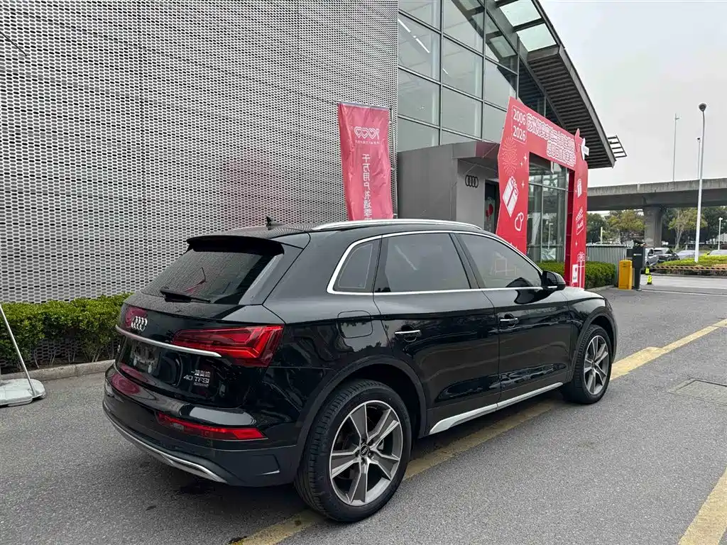 Audi Q5L 2022 facelift 40T luxury and elegant model купить на сайте DeffCars