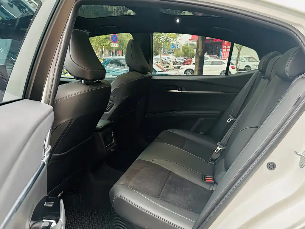 Camry 2024 Dual Engine 2.5HXS Sports Plus Edition купить на сайте DeffCars