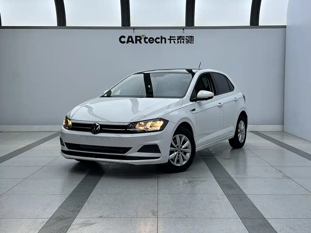 Polo 2021 Plus 1.5L Automatic Colorful Technology Edition купить на сайте DeffCars