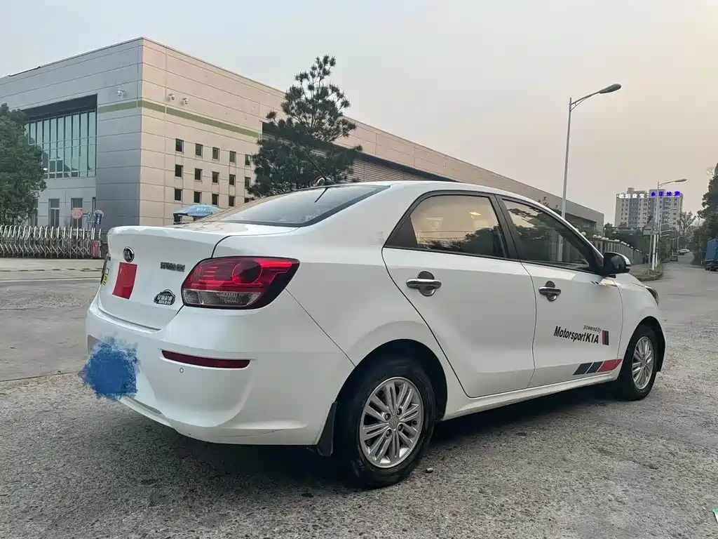 Huanchi 2017 1.4L Manual Smart Edition Value купить на сайте DeffCars