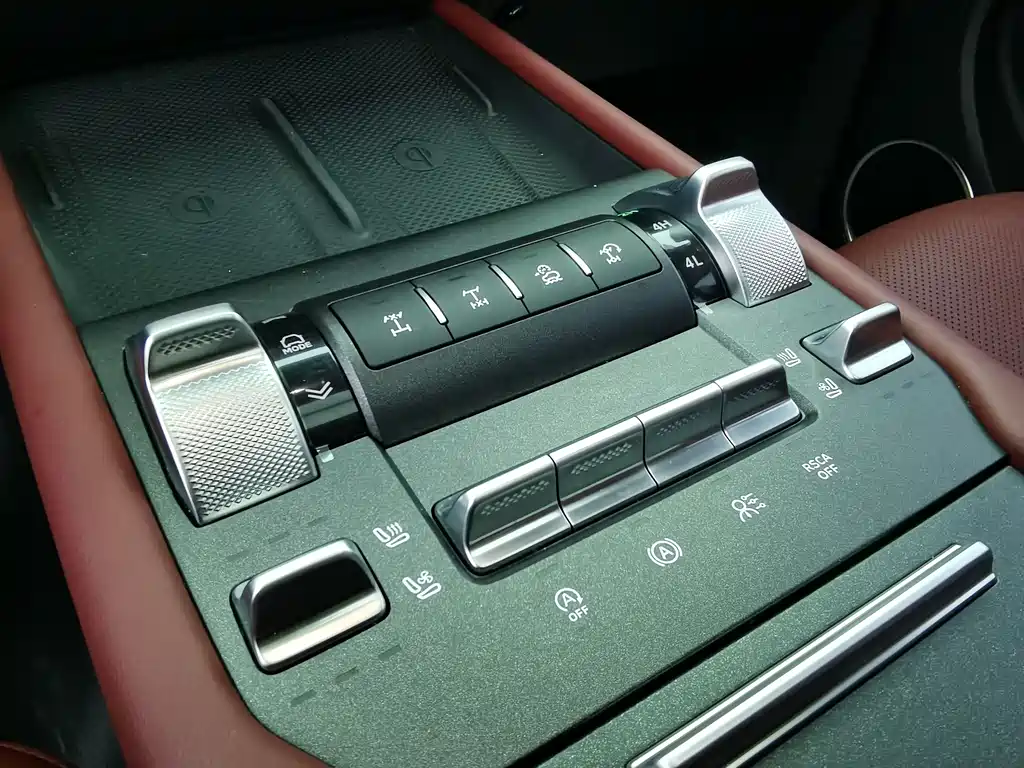 Tank 300 2025 2.4T diesel version купить на сайте DeffCars