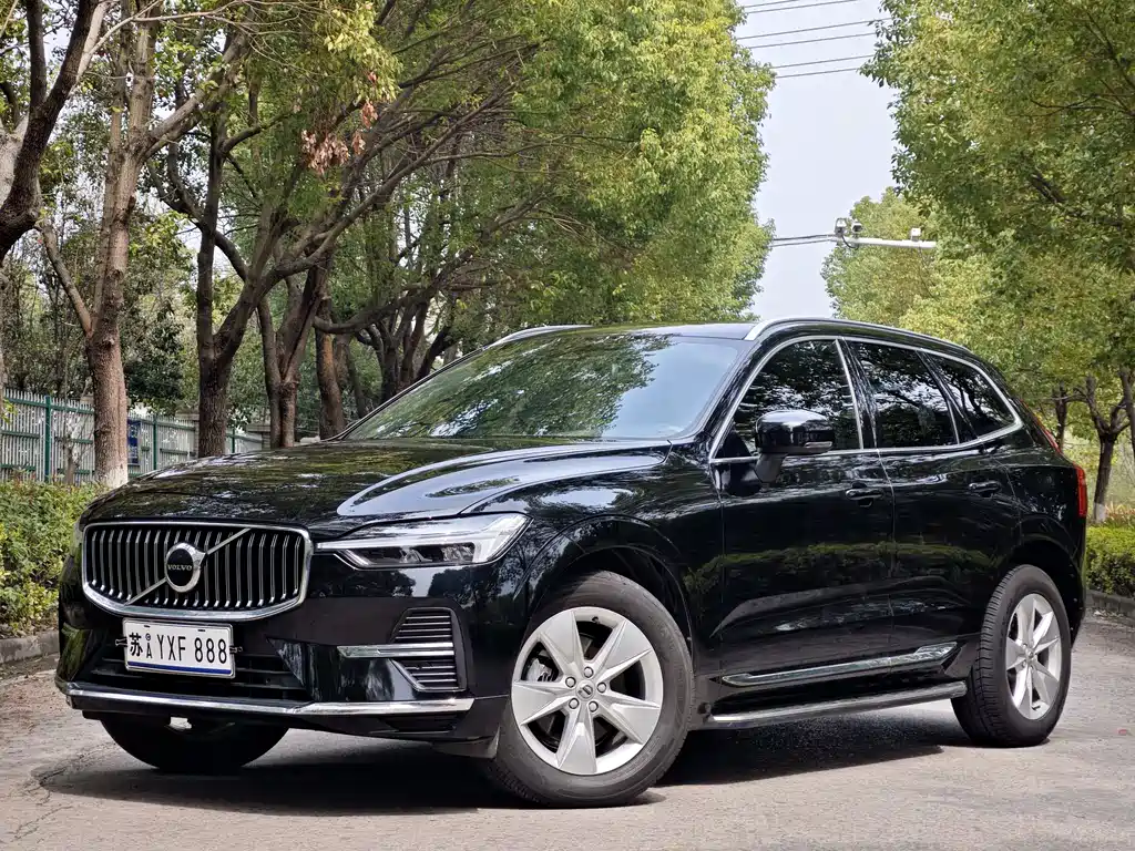 Volvo XC60 2022 B5 four-wheel drive Zhiyi Luxury Edition купить на сайте DeffCars