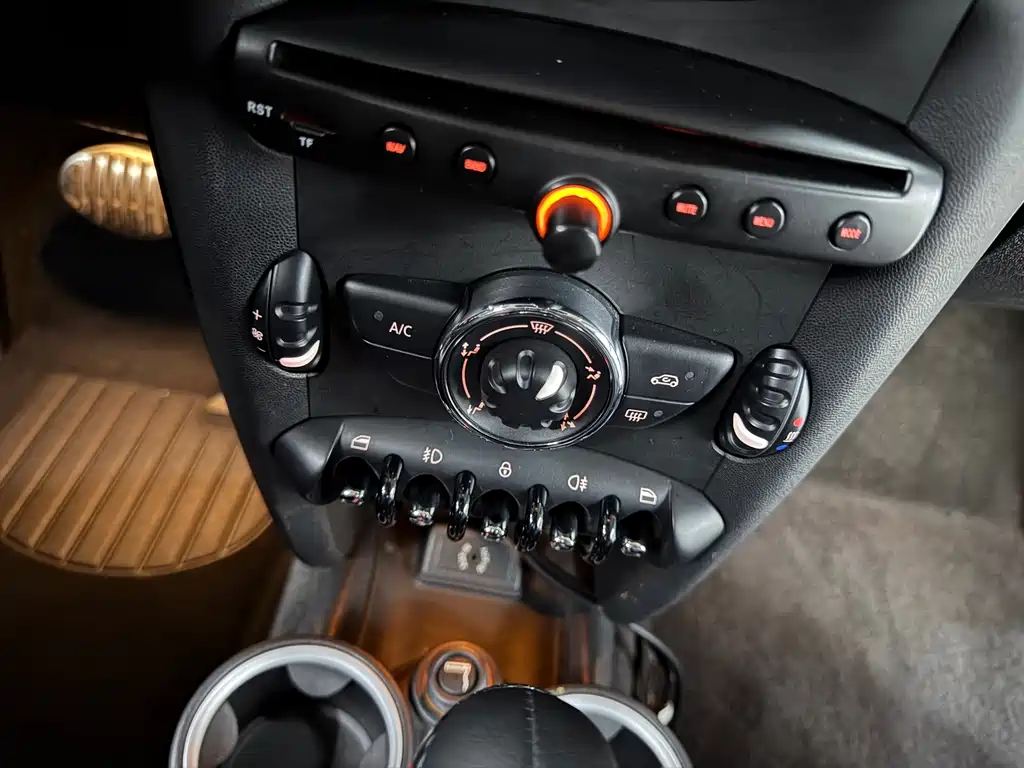 CLUBMAN 2013 1.6T COOPER S Bond Street купить на сайте DeffCars