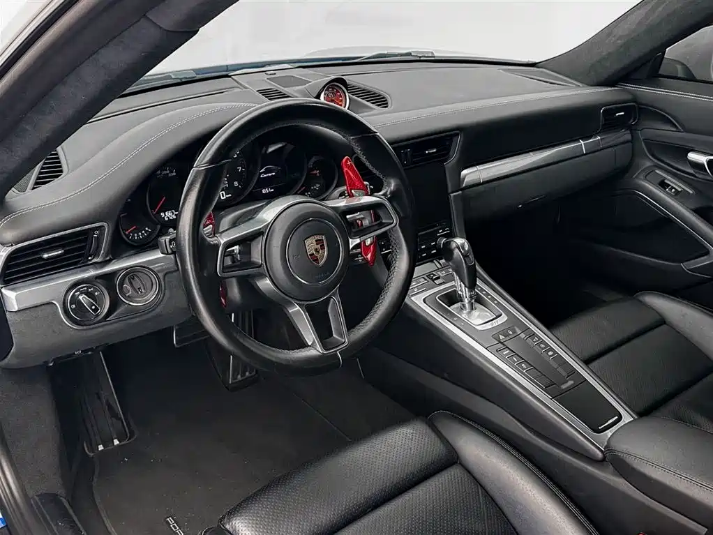 Porsche 911 2016 Carrera 3.0T купить на сайте DeffCars