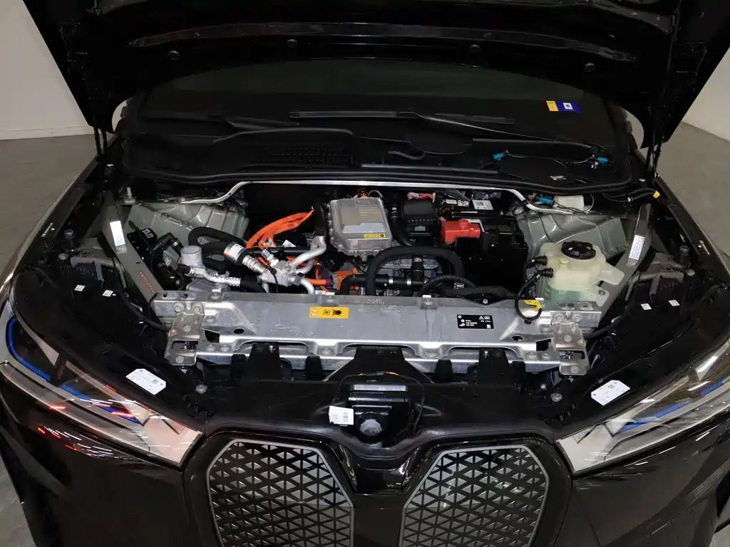 BMW iX 2022 xDrive40 купить на сайте DeffCars