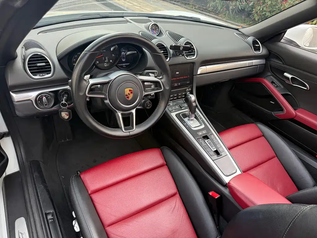 Porsche 718 2018 Boxster 2.0T купить на сайте DeffCars