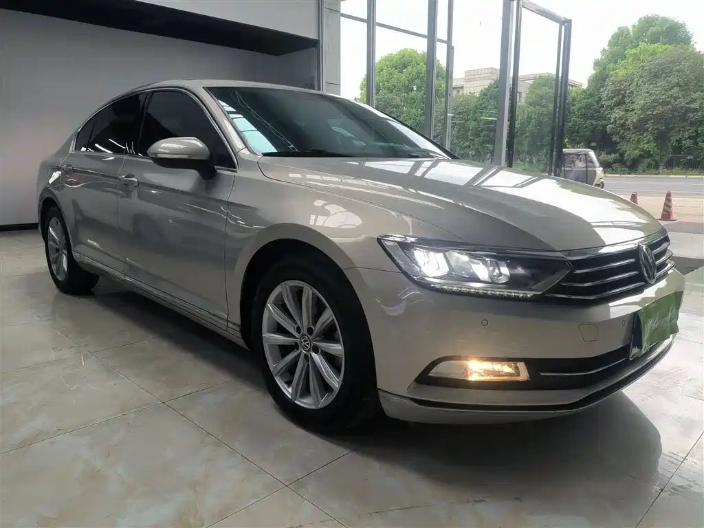 Magotan 2019 330TSI DSG leading model National VI купить на сайте DeffCars