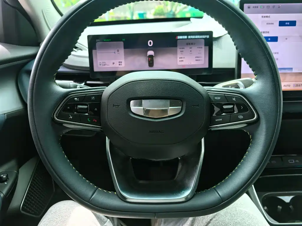 Geely Geometry G6 2024 500KM Premium Model купить на сайте DeffCars