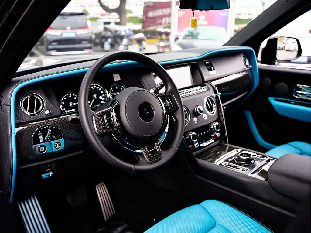 Cullinan 2020 Black Badge купить на сайте DeffCars