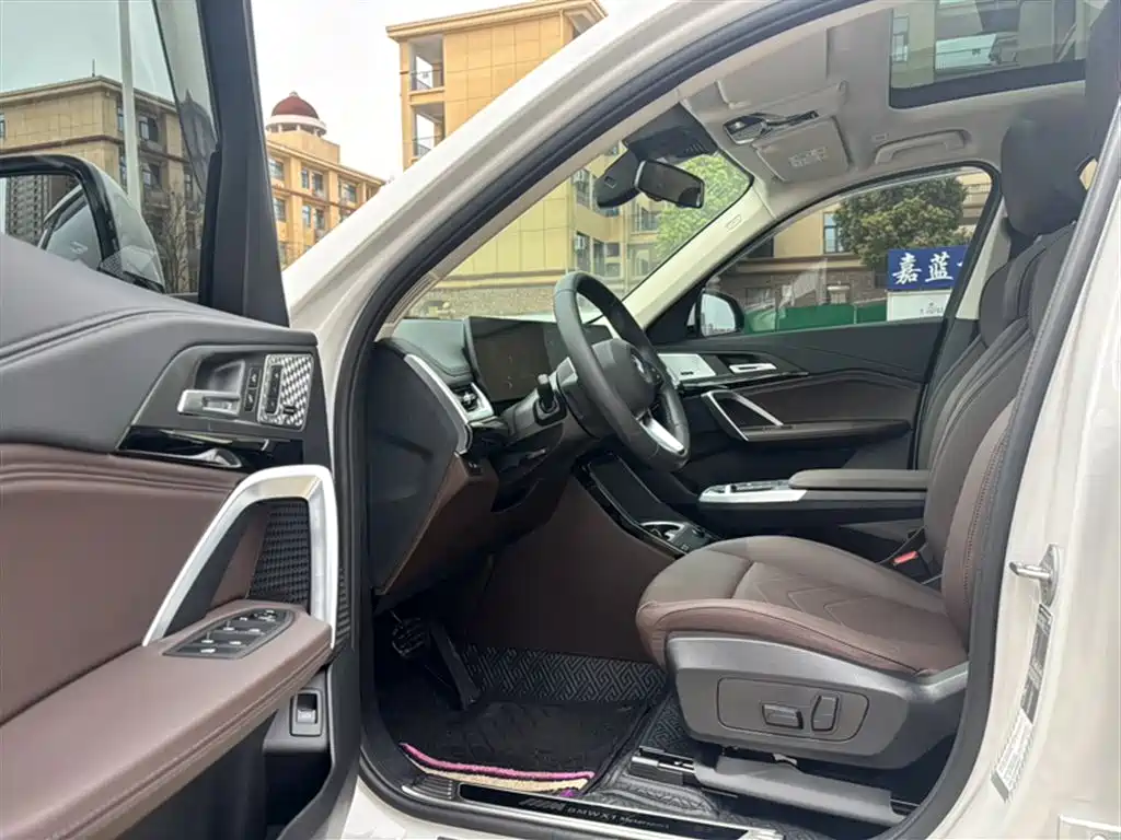 BMW X1 2025 sDrive25Li X Design Package купить на сайте DeffCars