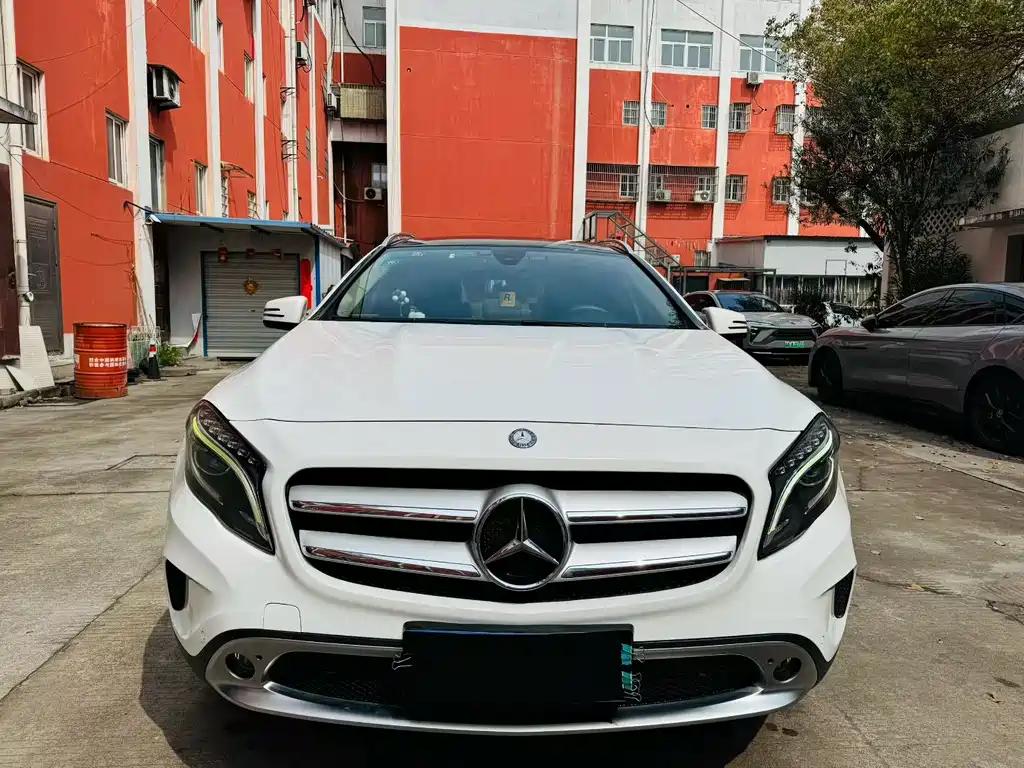 Mercedes-Benz GLA 2016 GLA 200 Dynamic купить на сайте DeffCars