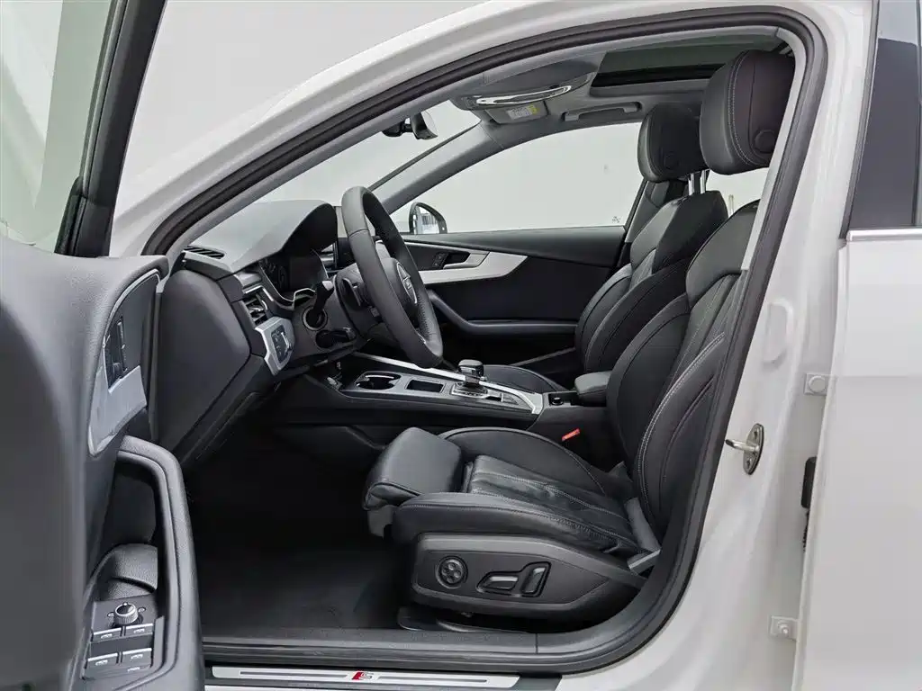 Audi A4L 2020 40 TFSI luxury and dynamic model купить на сайте DeffCars