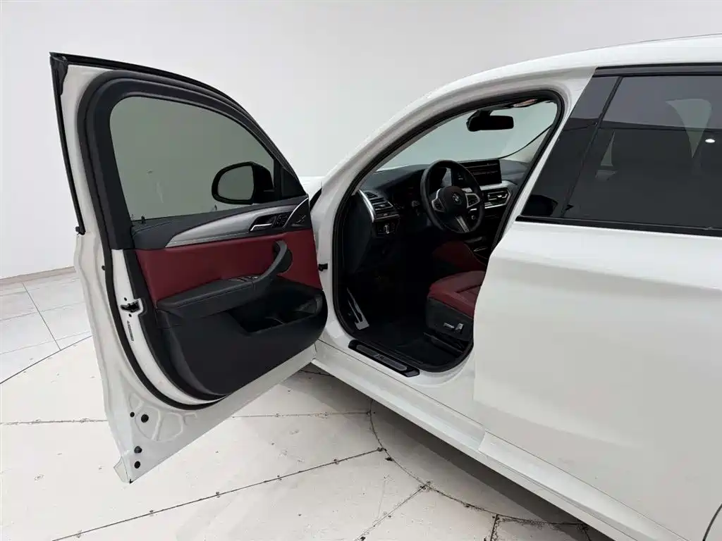 BMW X4 2022 xDrive 25i M Sports Package купить на сайте DeffCars