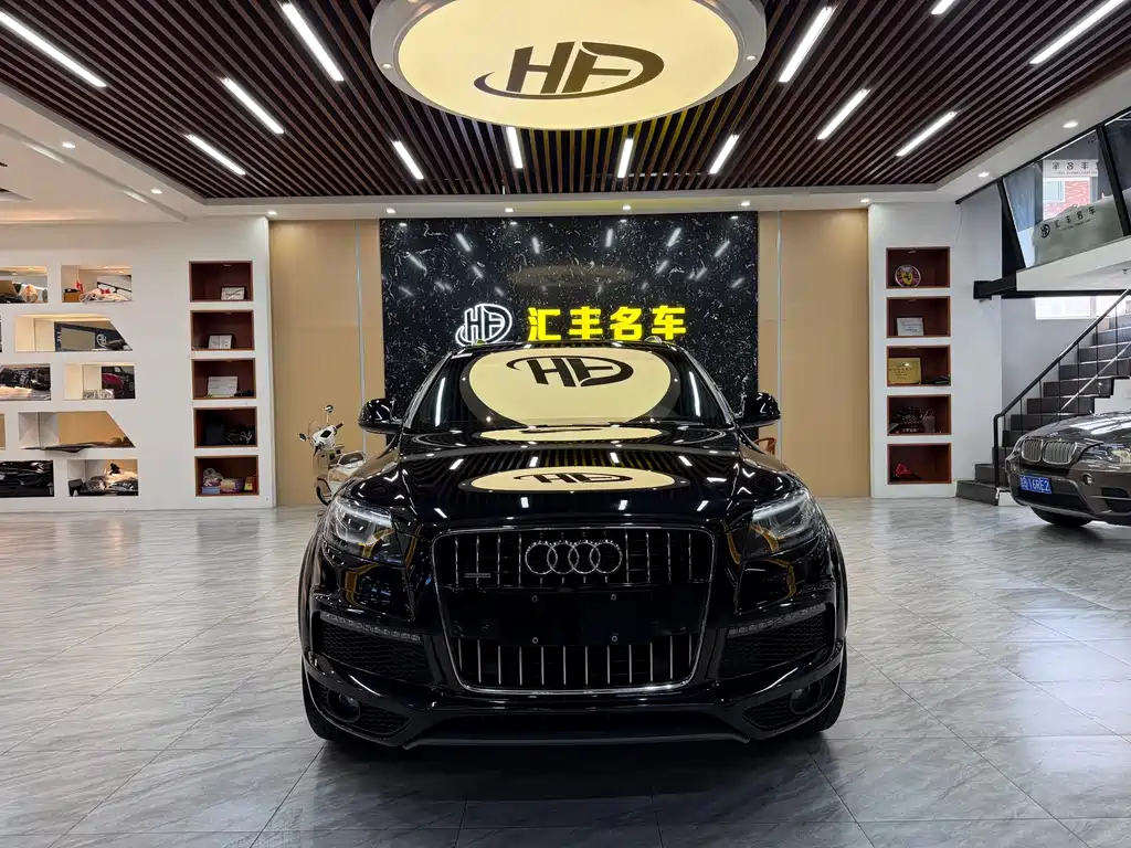 Audi Q7 2011 3.0 TFSI exclusive 200kW купить на сайте DeffCars