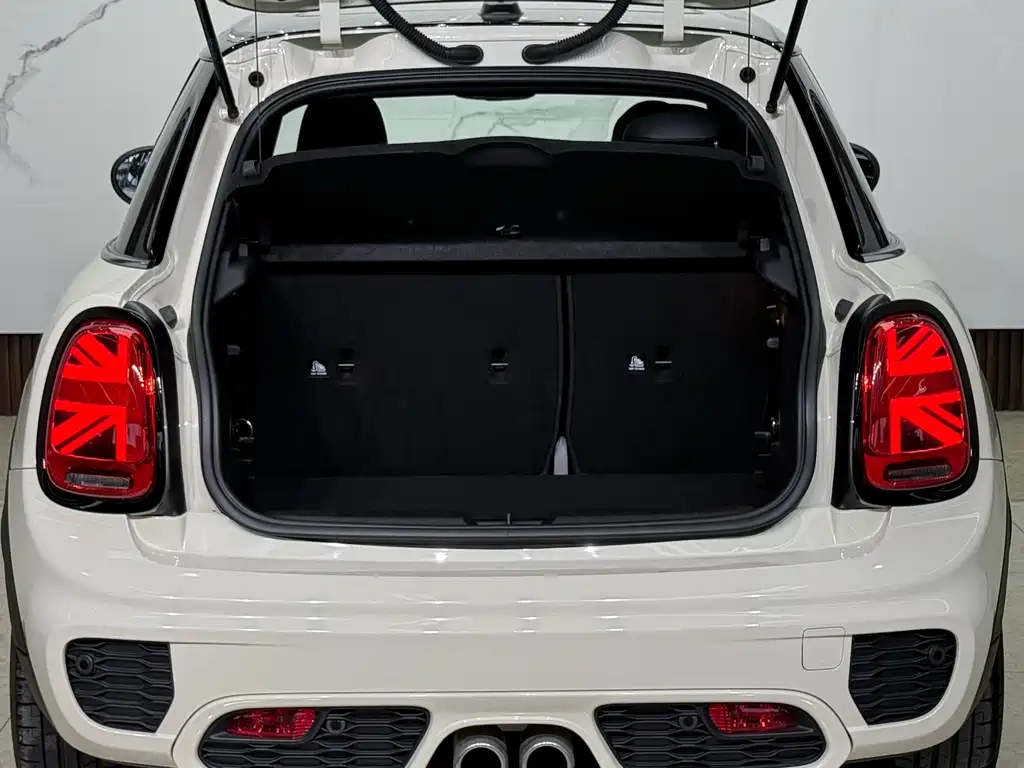 MINI 2019 2.0T COOPER S Racing Driver Five-Door Edition купить на сайте DeffCars