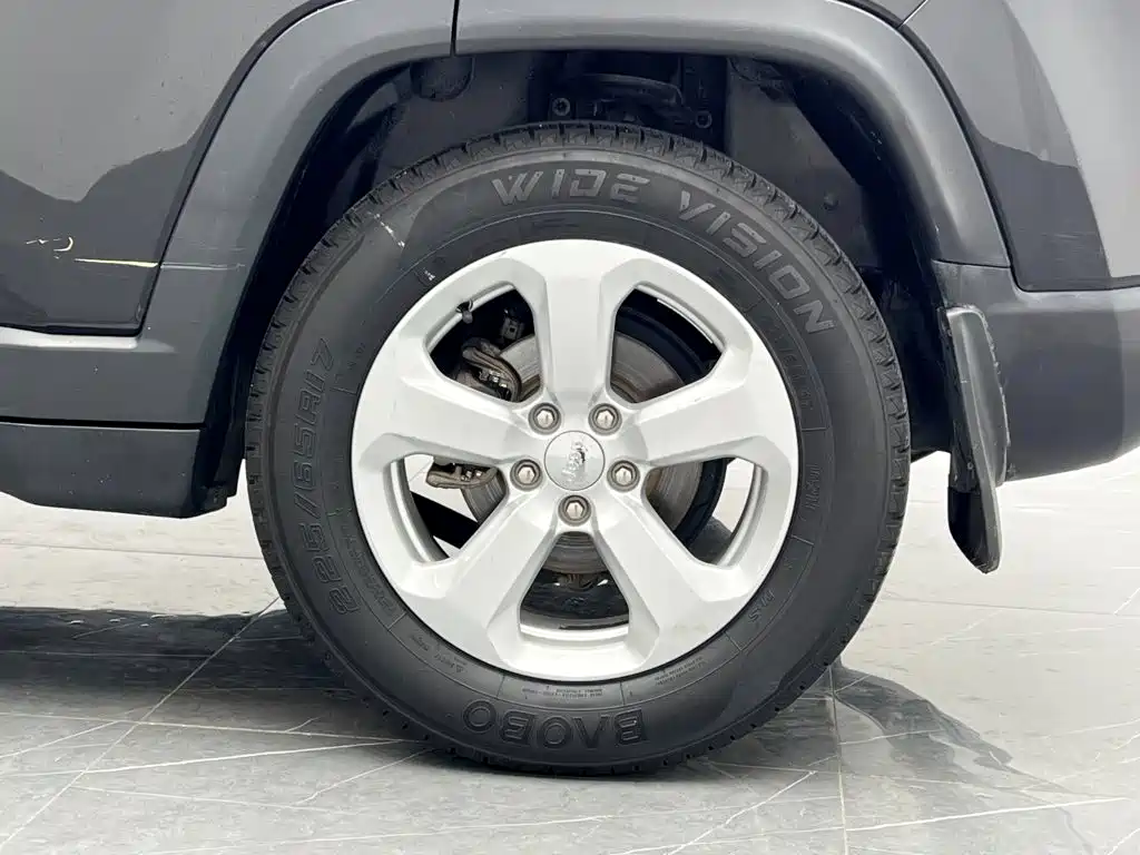 Compass 2017 200T Automatic Home Edition купить на сайте DeffCars