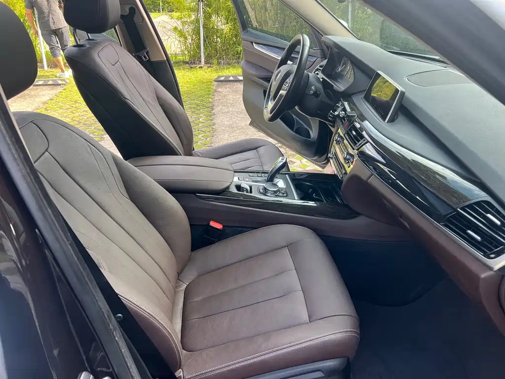 BMW X5 Import 2014 xDrive35i Leading купить на сайте DeffCars