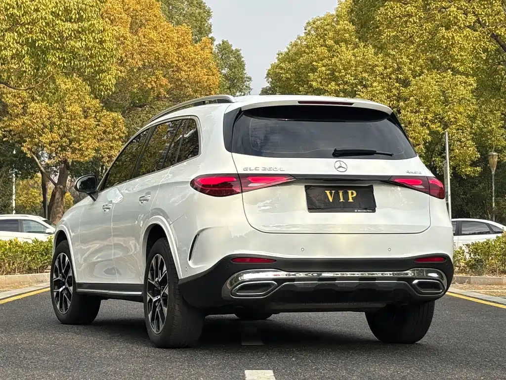 Mercedes-Benz GLC 2023 GLC 260 L 4MATIC luxury model 5 seats купить на сайте DeffCars