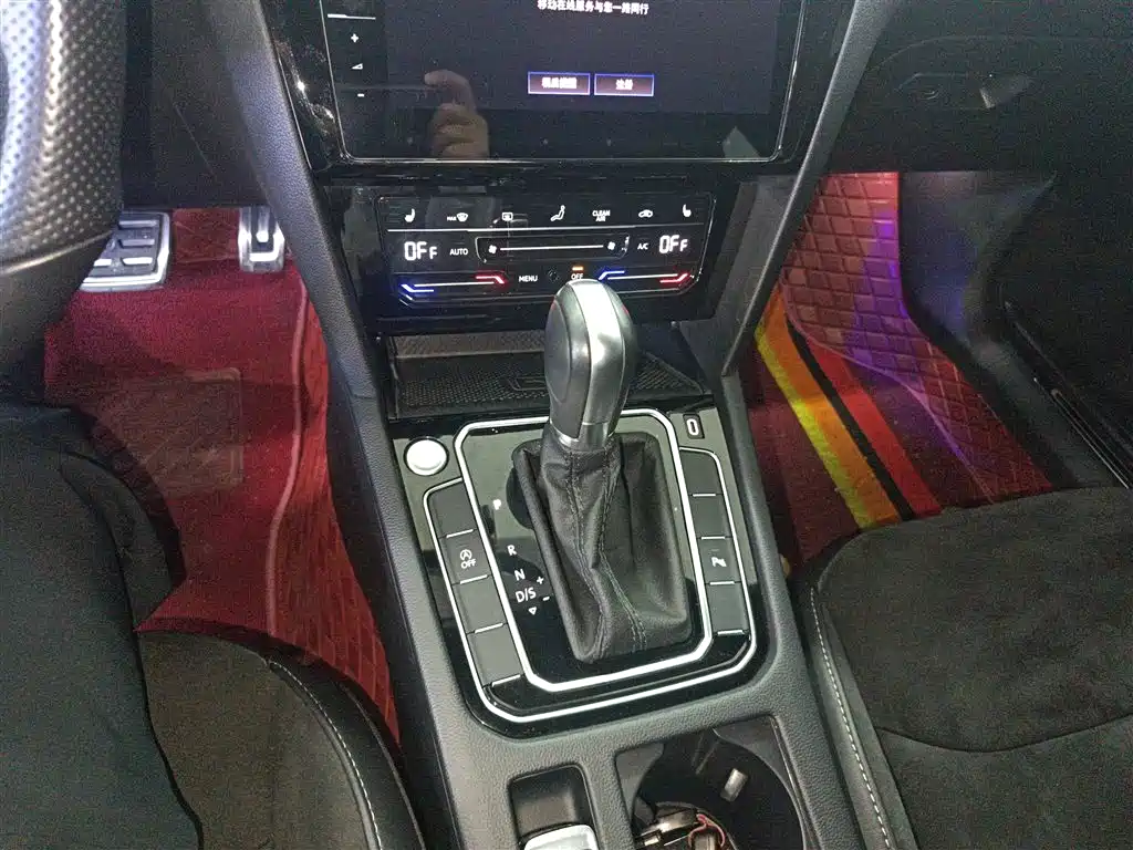 FAW-Volkswagen CC 2021 330TSI Dazzling Edition купить на сайте DeffCars