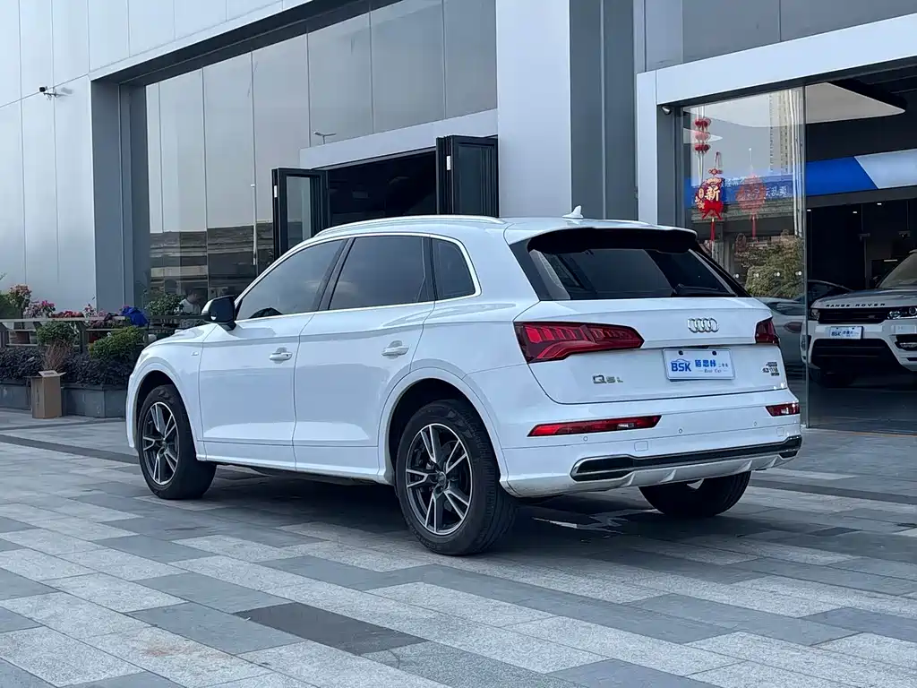 Audi Q5L 2018 40 TFSI Fashion Country V купить на сайте DeffCars