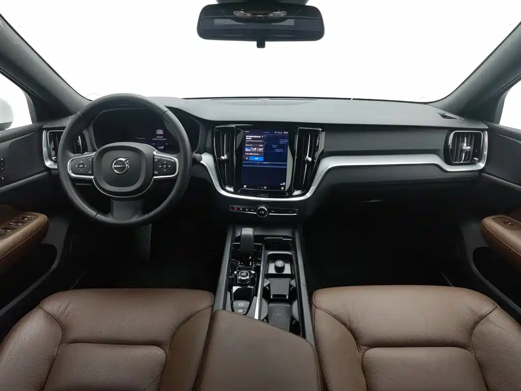 Volvo S60 2024 B4 Zhiyi Luxury Edition купить на сайте DeffCars