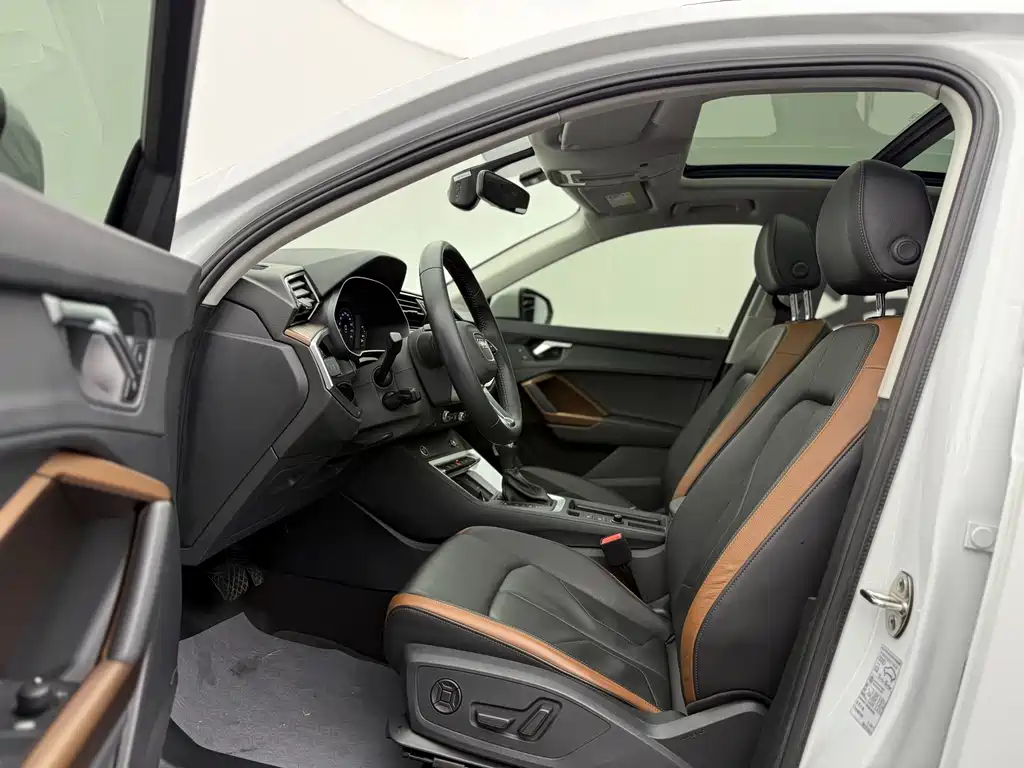 Audi Q3 2021 35 TFSI Fashionable and Elegant купить на сайте DeffCars