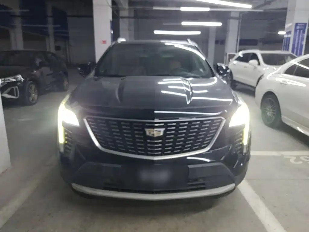 Cadillac XT4 2018 28T 4WD Platinum Edition купить на сайте DeffCars