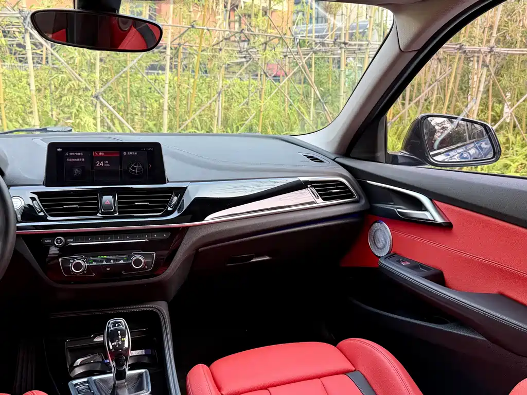 BMW 1 Series 2021 125i M Sports Night Edition купить на сайте DeffCars