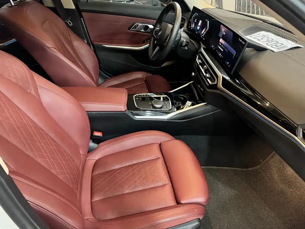 BMW i3 2024 eDrive 35 L купить на сайте DeffCars